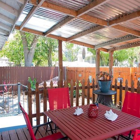 Two Bedroom Ranch With Private Deck Close To Beach Лейк Уърт Екстериор снимка